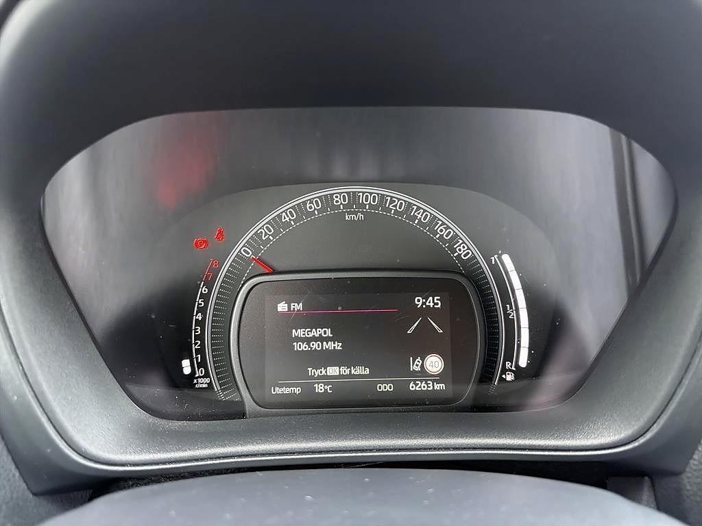 Toyota Aygo X 2025 - miniatyr 10
