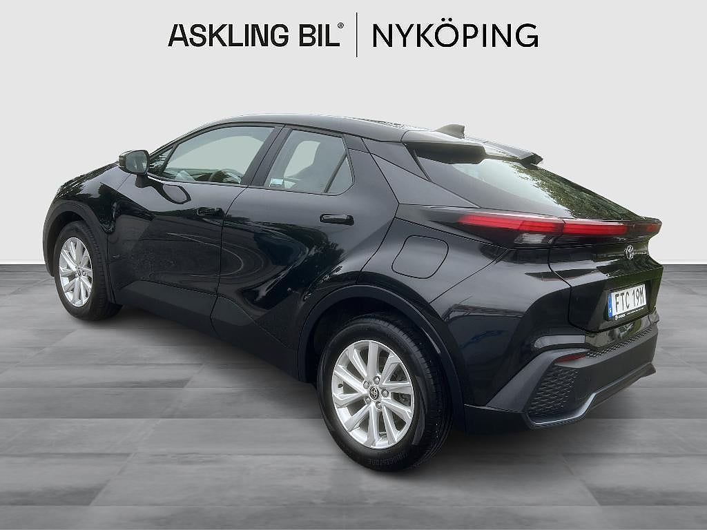 Toyota C-HR 2025 - miniatyr 2