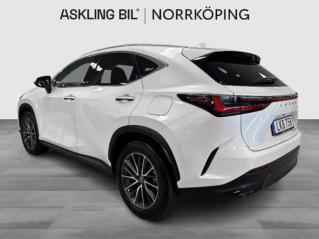 Lexus NX 2025 - miniatyr 2
