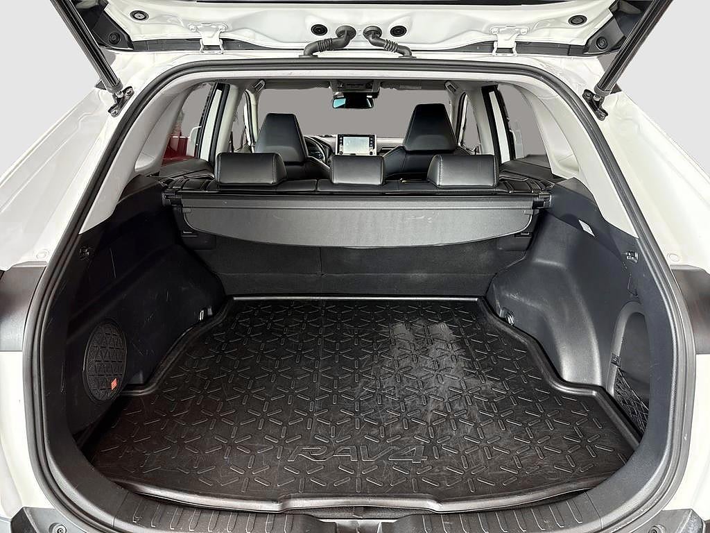 Toyota RAV4 2021 - miniatyr 11