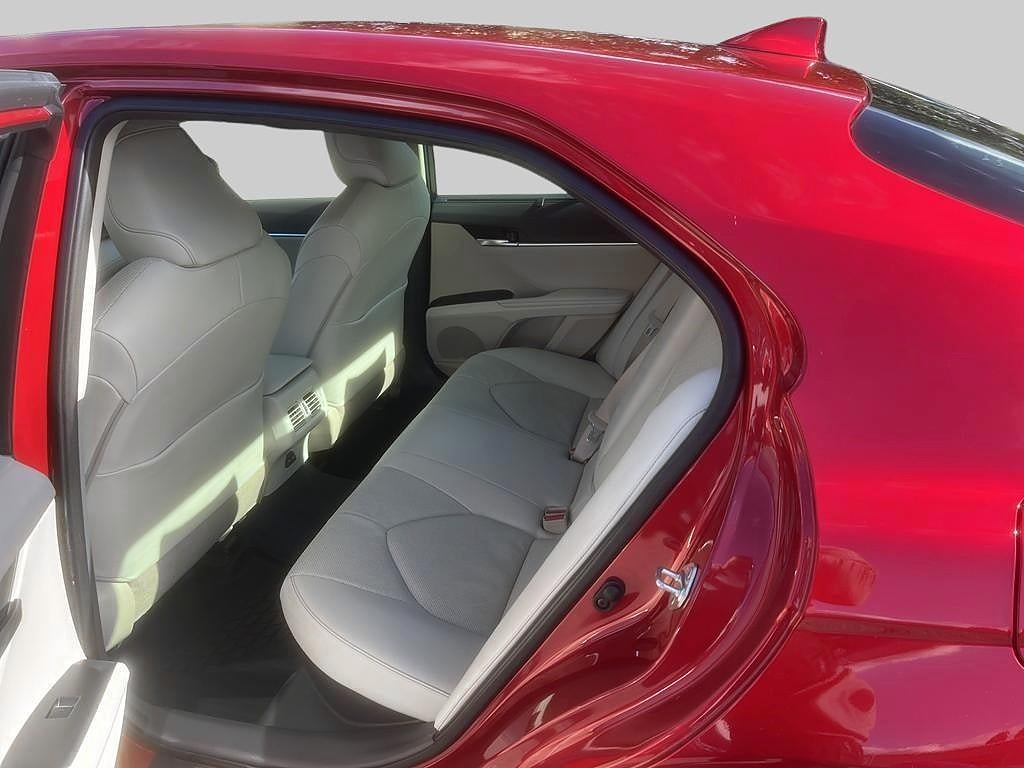 Toyota Camry 2023 - miniatyr 8
