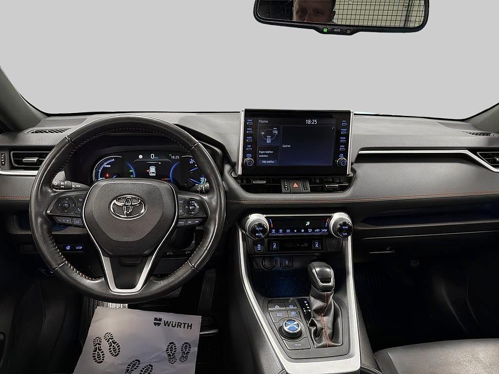 Toyota RAV4 2021 - miniatyr 8