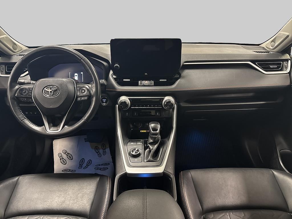 Toyota RAV4 2023 - miniatyr 9
