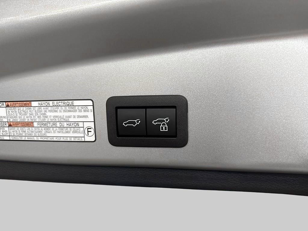 Toyota Corolla Cross 2024 - miniatyr 11