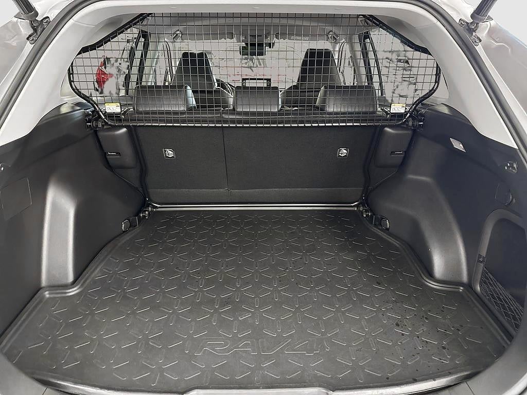 Toyota RAV4 2019 - miniatyr 11