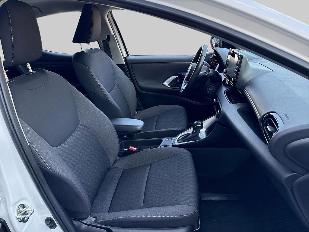 Toyota Yaris 2023 - miniatyr 7