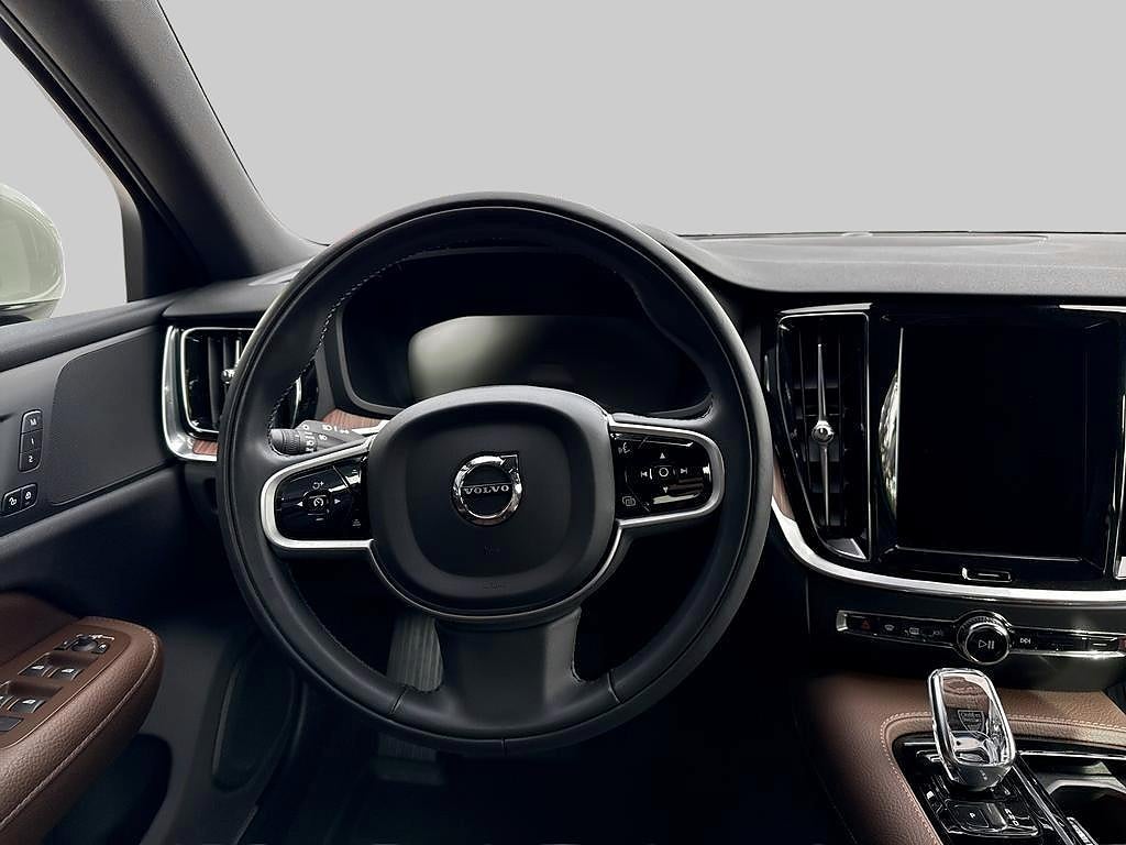Volvo S60 2021 - miniatyr 9