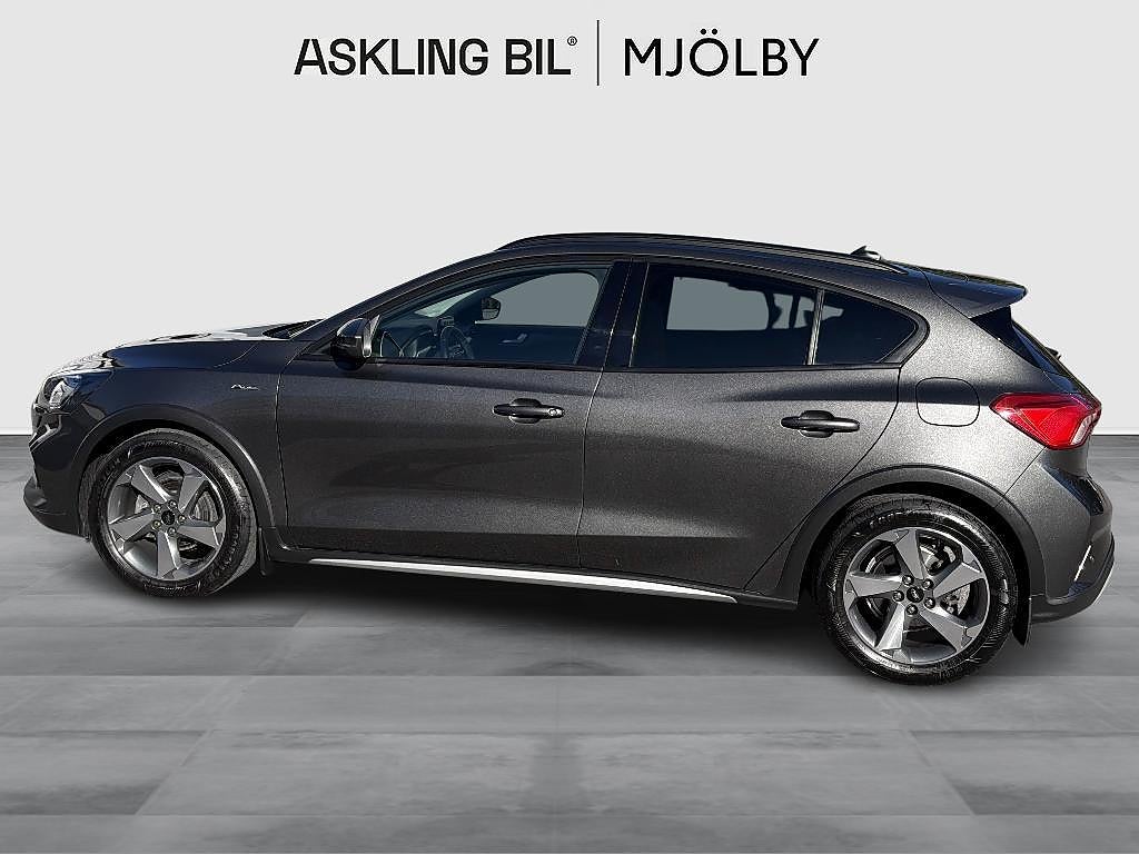 Ford Focus 2021 - miniatyr 3