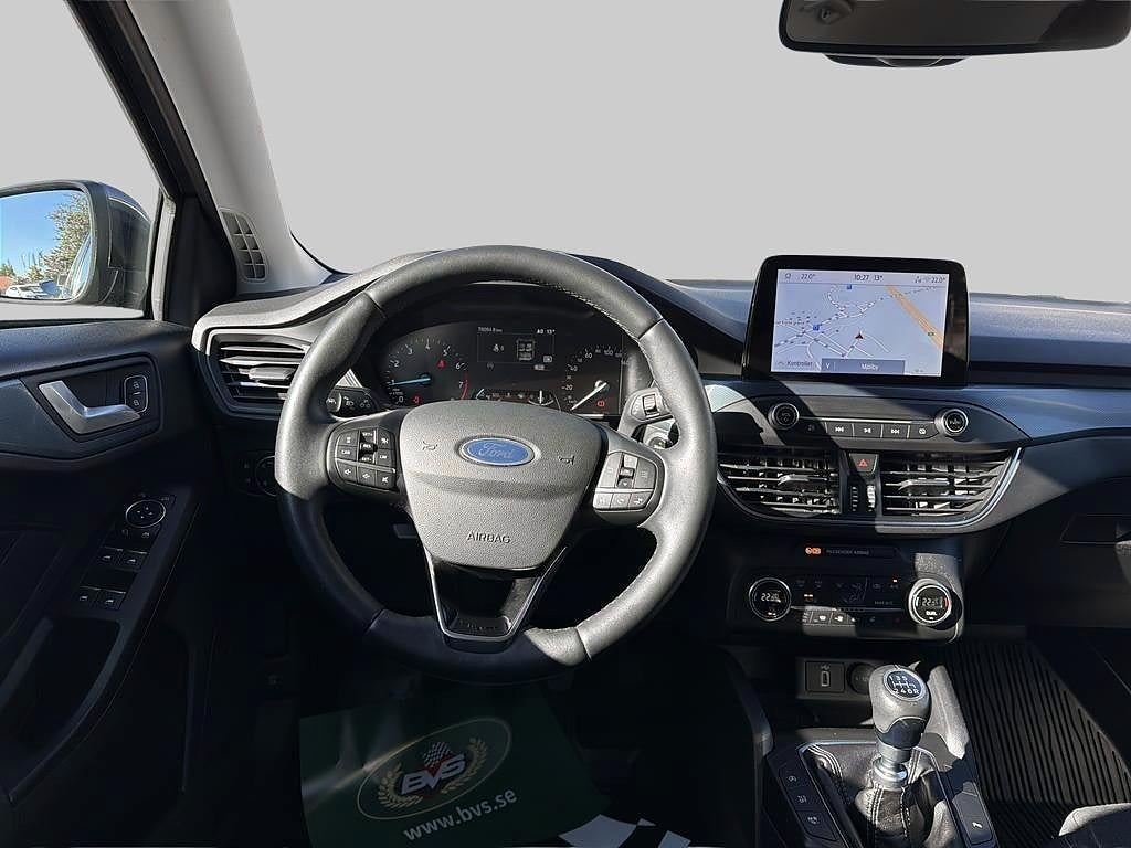 Ford Focus 2021 - miniatyr 9