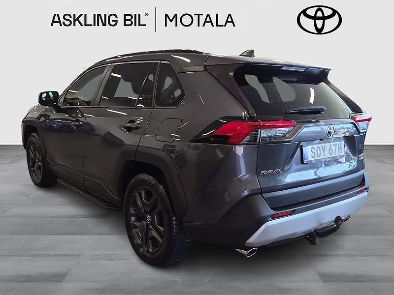 Toyota RAV4 2023 - miniatyr 3