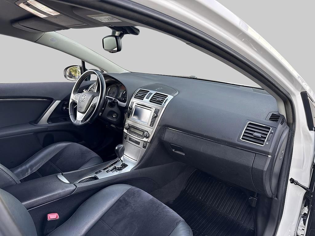 Toyota Avensis 2014 - miniatyr 6