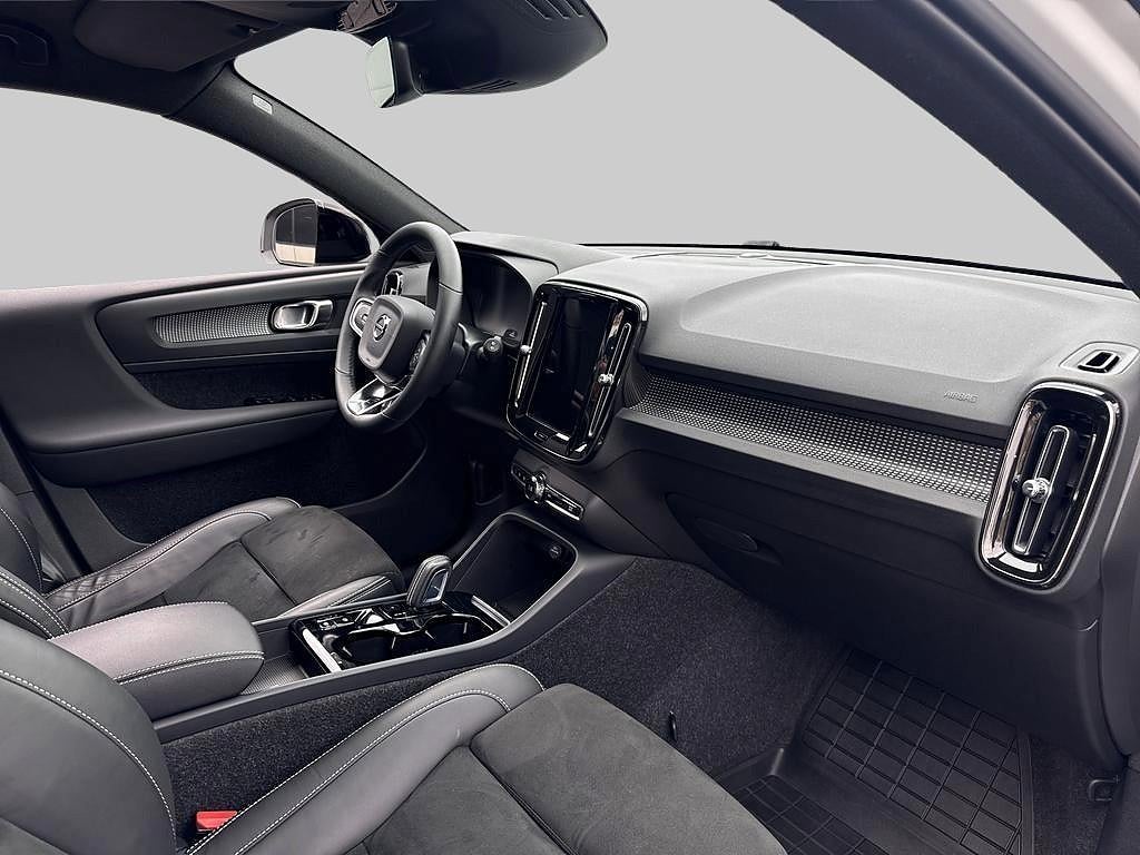 Volvo XC40 2022 - miniatyr 6