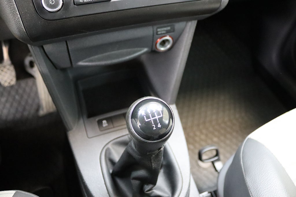 Volkswagen Caddy Maxi 2014 - miniatyr 17