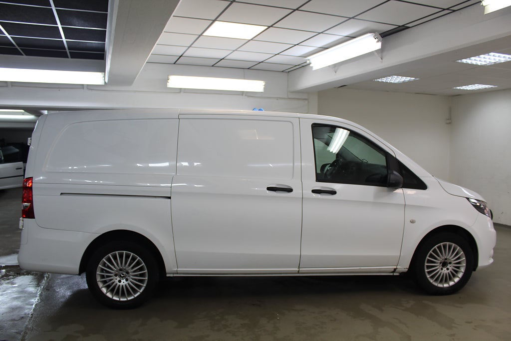 Mercedes-Benz Vito 2018 - miniatyr 8