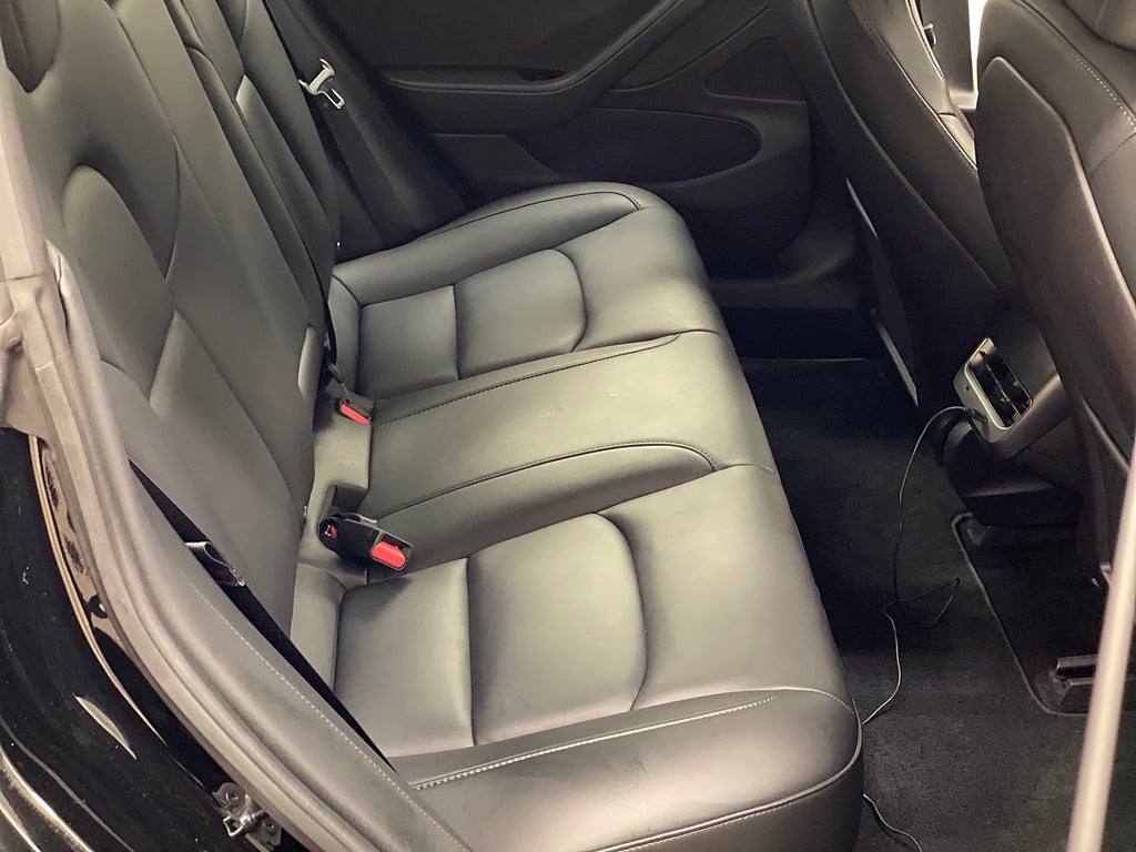 Tesla Model 3 2019 - miniatyr 11