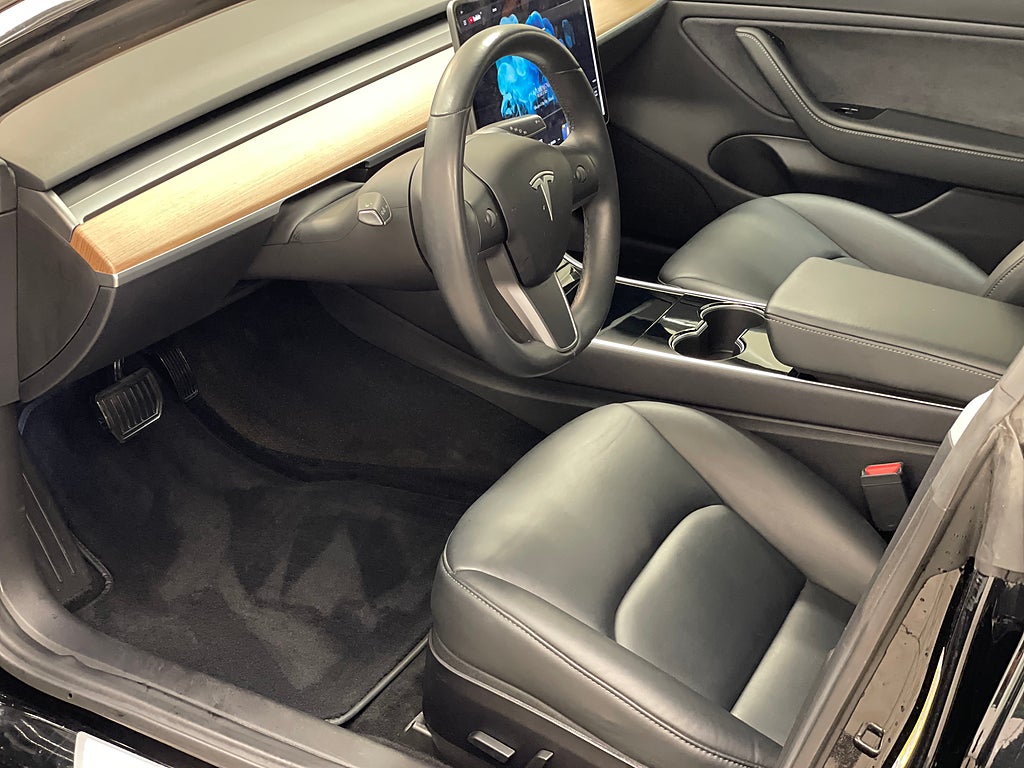 Tesla Model 3 2019 - miniatyr 7