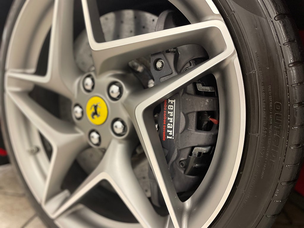 Ferrari F8 Tributo 2020 - miniatyr 15