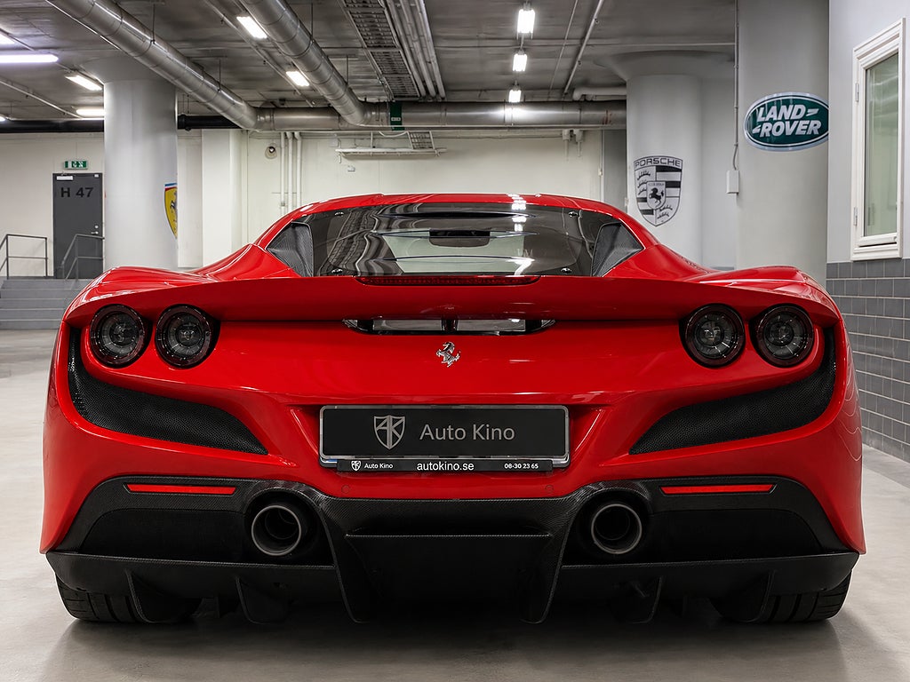 Ferrari F8 Tributo 2020 - miniatyr 5