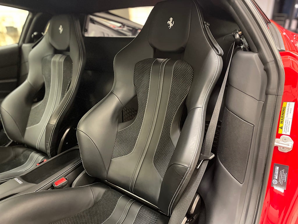 Ferrari F8 Tributo 2020 - miniatyr 7