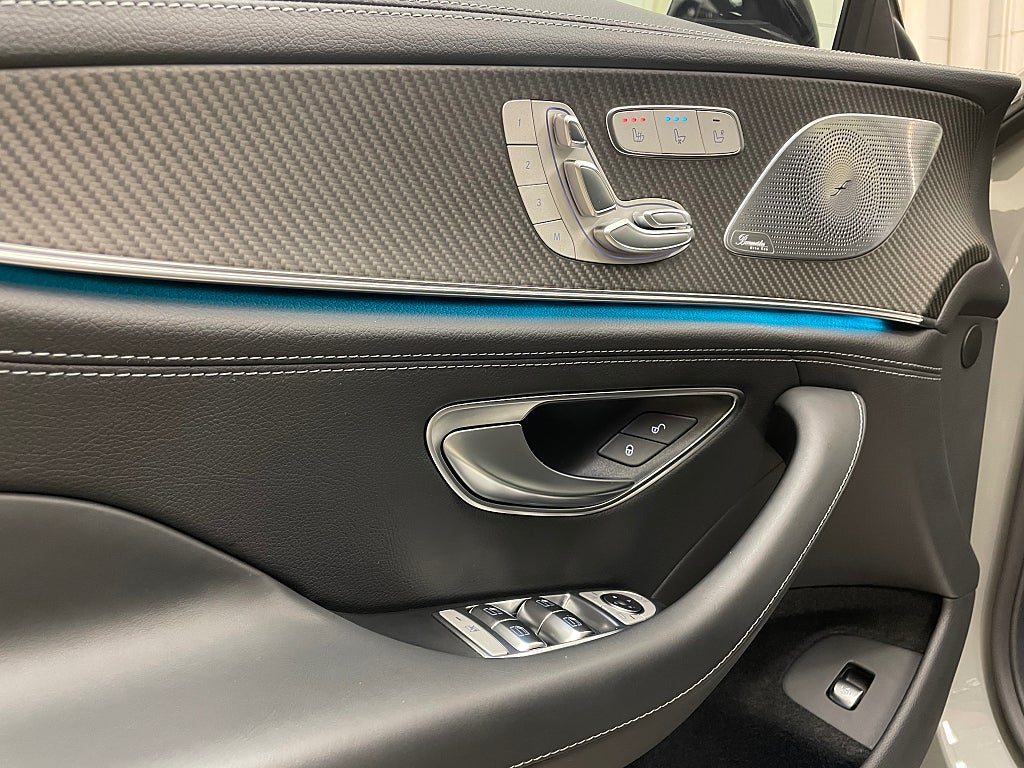 Mercedes-Benz AMG GT 2022 - miniatyr 10