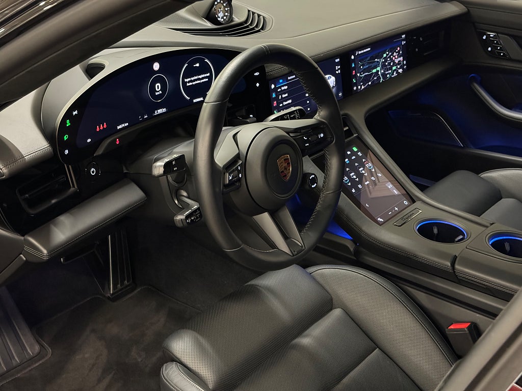 Porsche Taycan 2020 - miniatyr 10