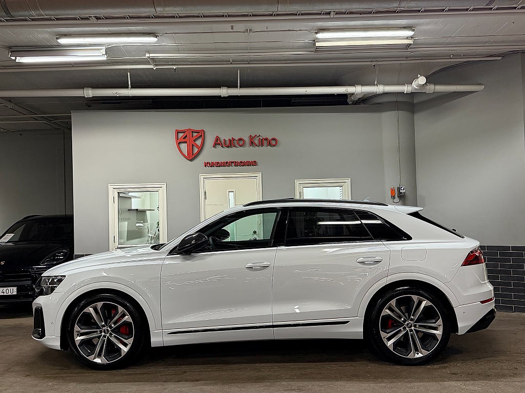 Audi Q8 2024 - miniatyr 2