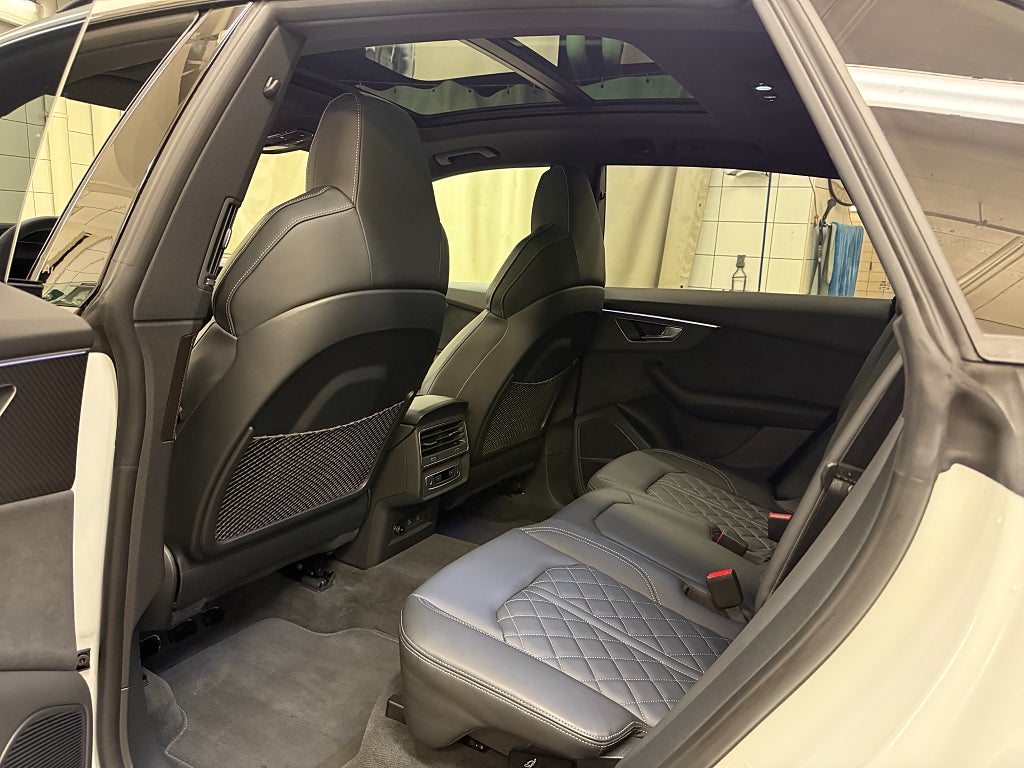 Audi Q8 2024 - miniatyr 9