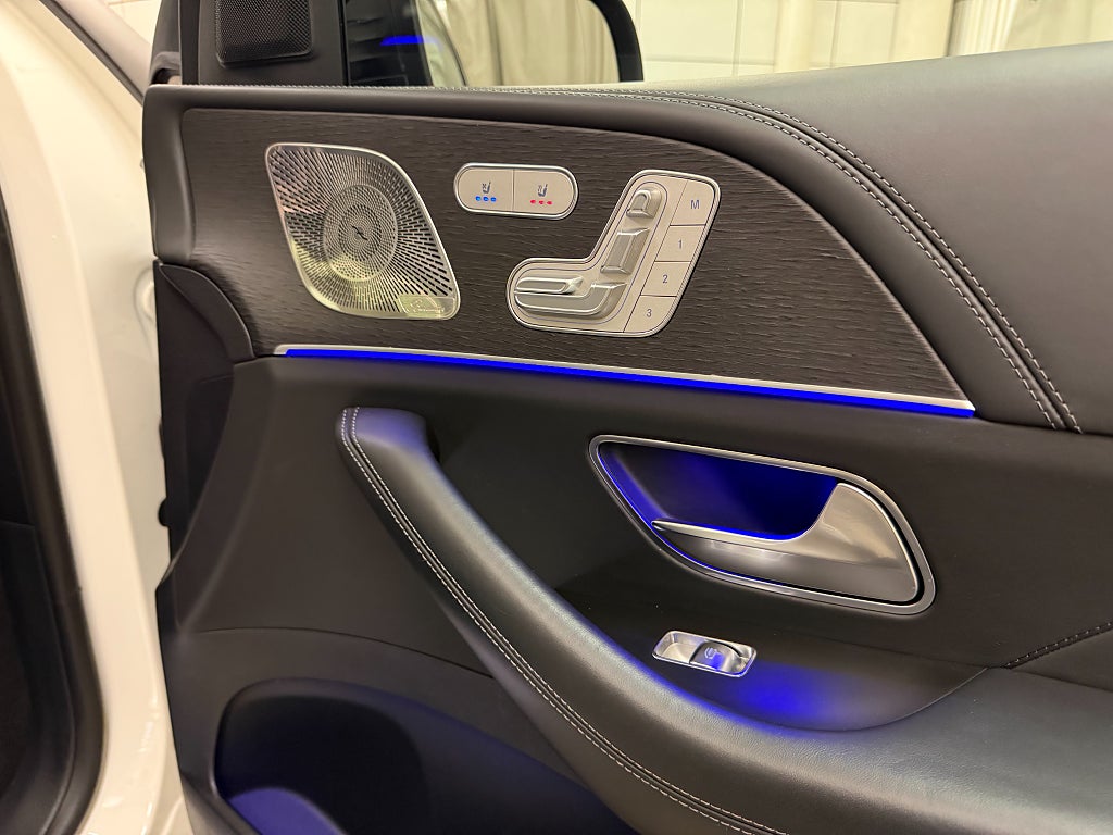 Mercedes-Benz GLE 2021 - miniatyr 11