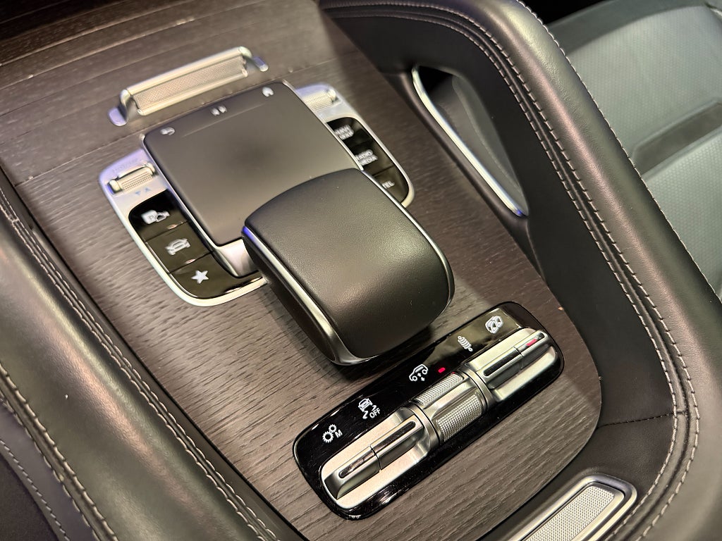 Mercedes-Benz GLE 2021 - miniatyr 13