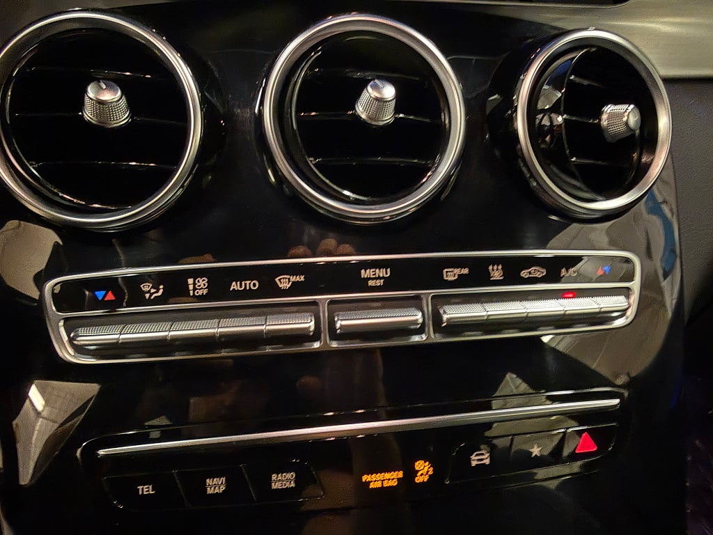 Mercedes-Benz GLC 2023 - miniatyr 12