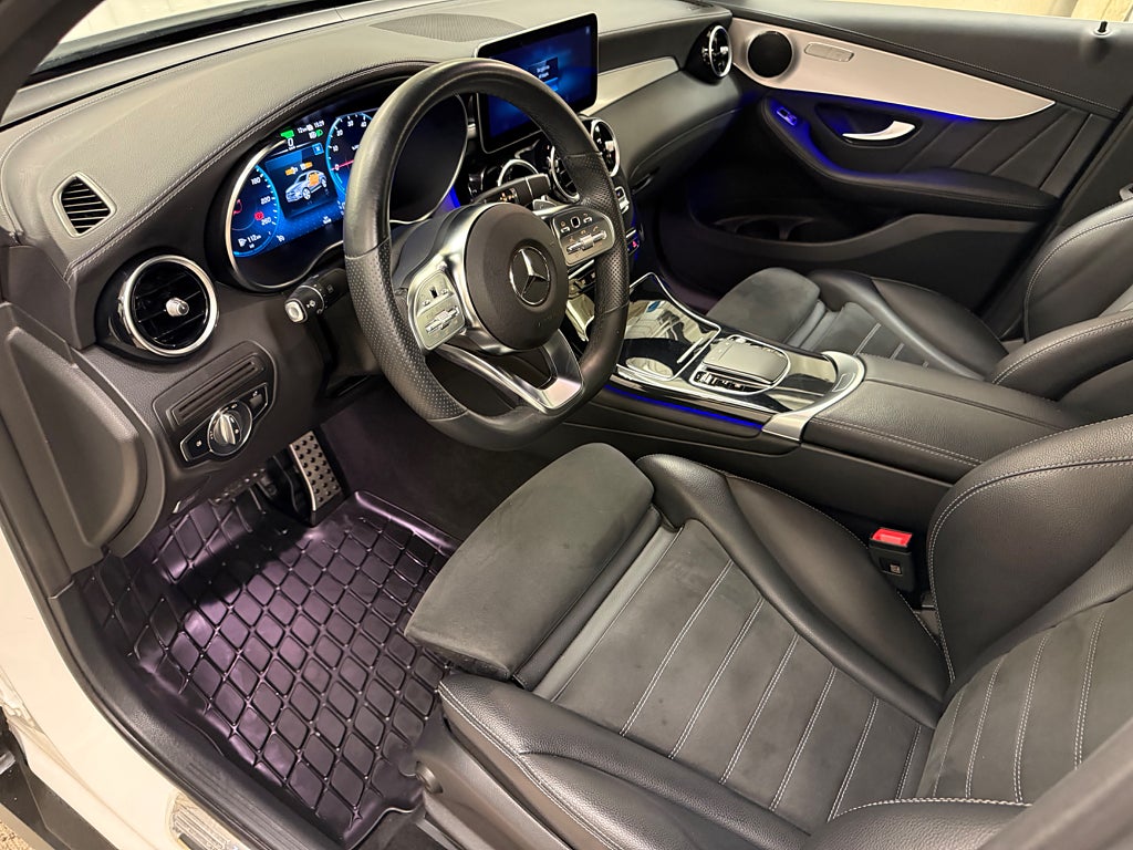 Mercedes-Benz GLC 2023 - miniatyr 6