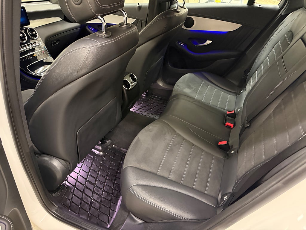 Mercedes-Benz GLC 2023 - miniatyr 8