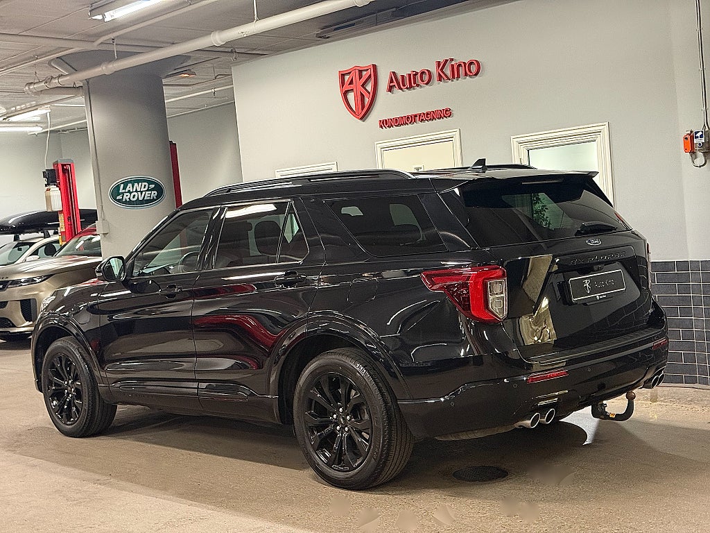 Ford Explorer 2021 - miniatyr 2