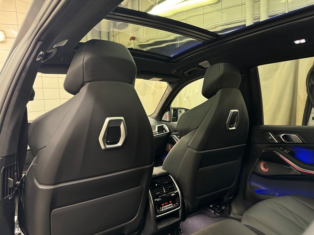 BMW X7 2024 - miniatyr 8