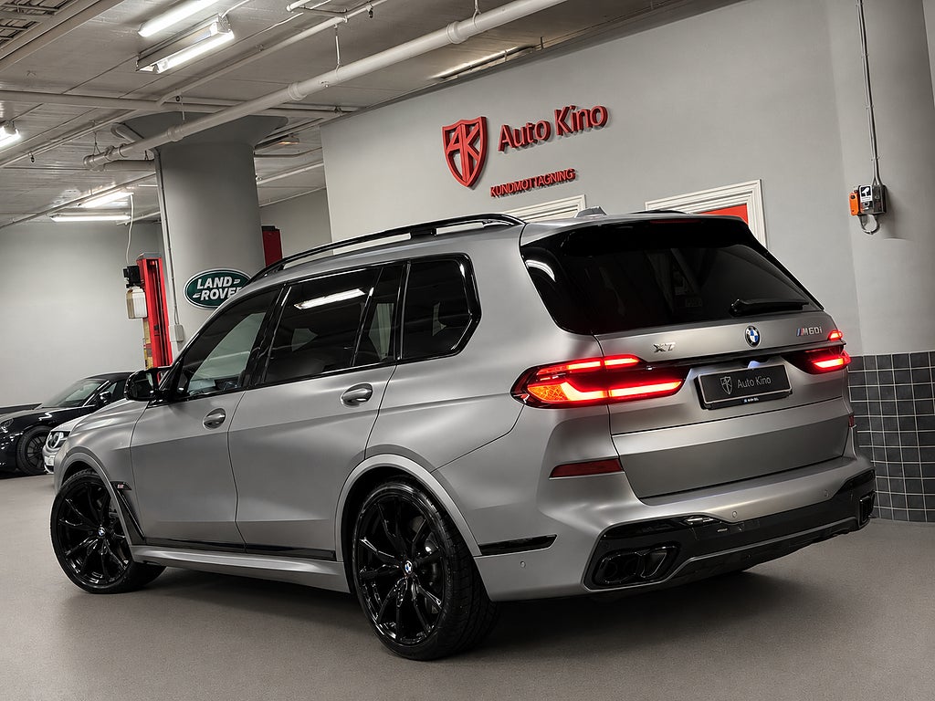 BMW X7 2024 - miniatyr 2