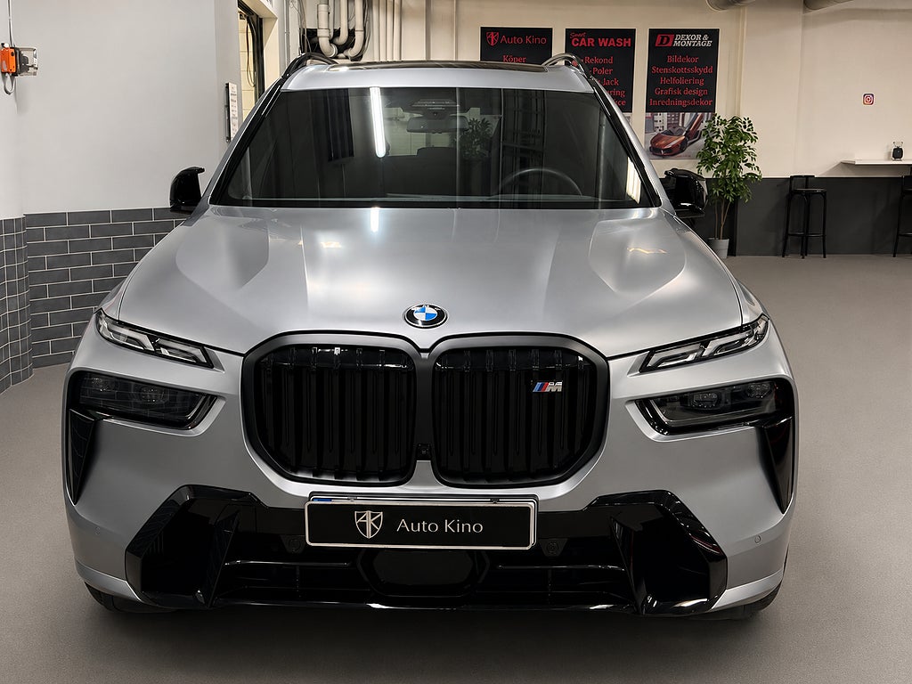 BMW X7 2024 - miniatyr 3