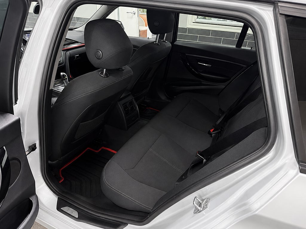 BMW 320d 2014 - miniatyr 8