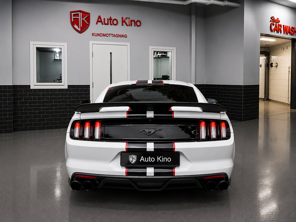 Ford Mustang 2017 - miniatyr 4