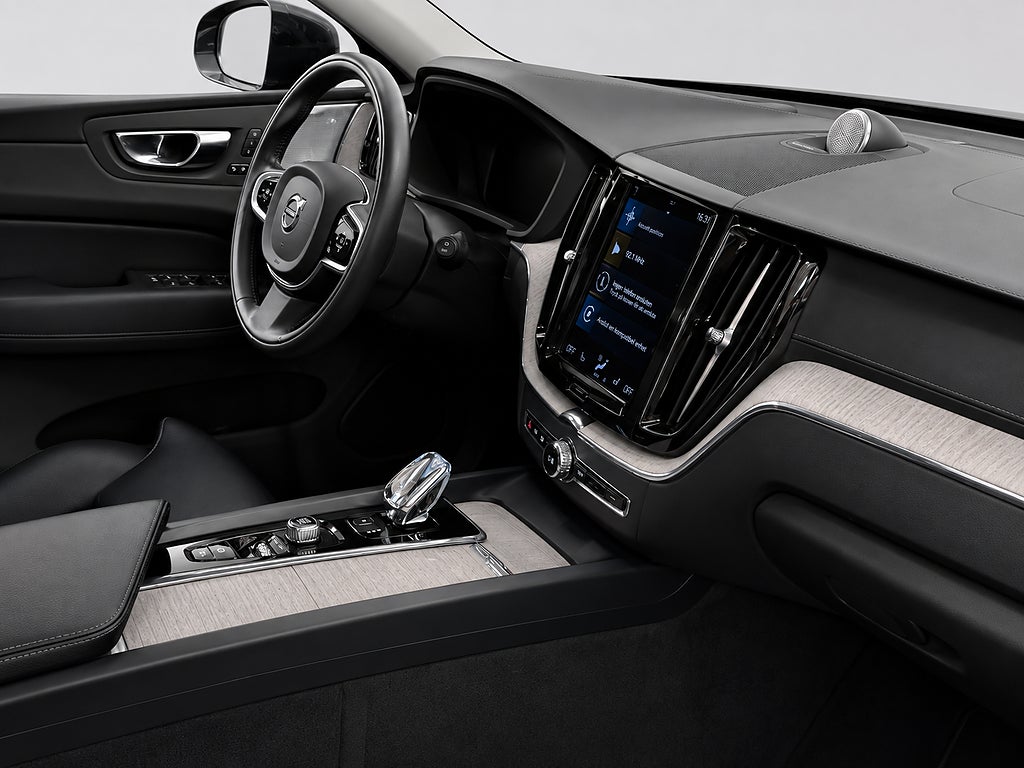 Volvo XC60 2021 - miniatyr 13
