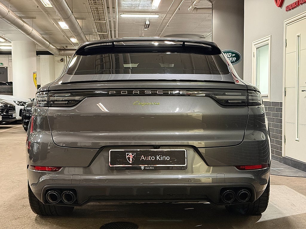 Porsche Cayenne 2021 - miniatyr 4