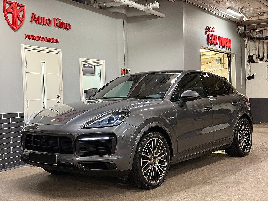 Porsche Cayenne 2021 - miniatyr 5