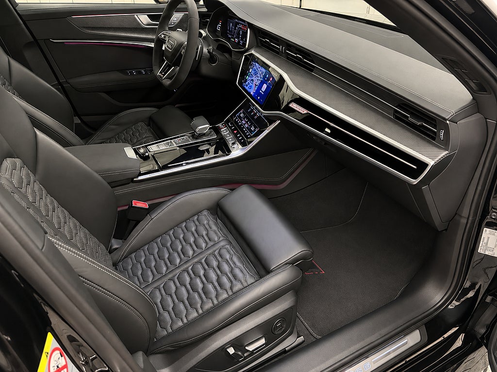 Audi RS6 2024 - miniatyr 10
