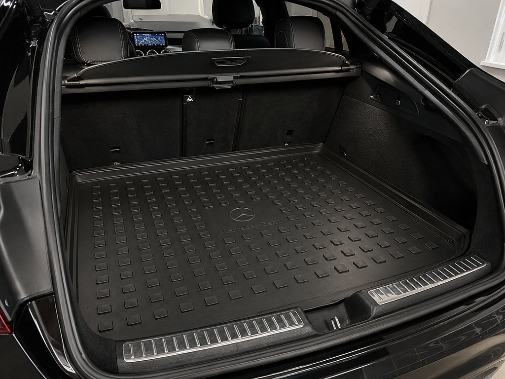 Mercedes-Benz GLC 2020 - miniatyr 13