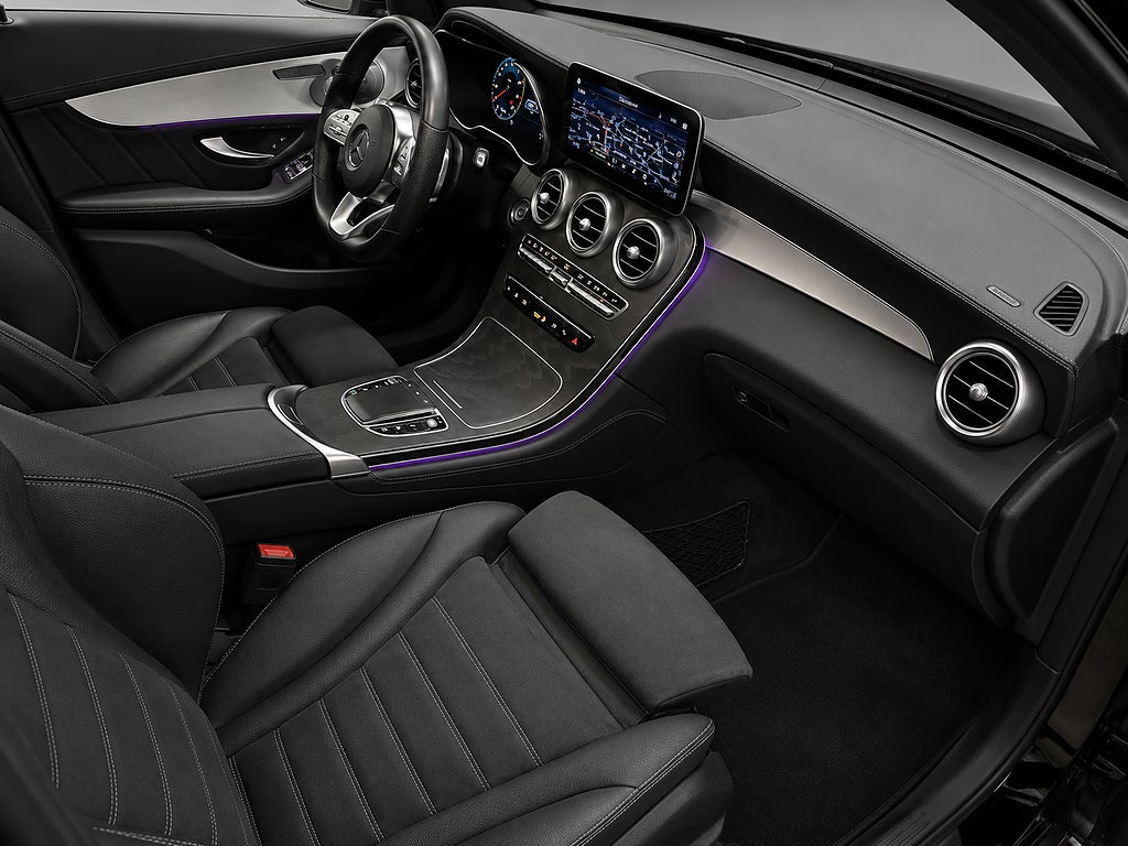 Mercedes-Benz GLC 2020 - miniatyr 6