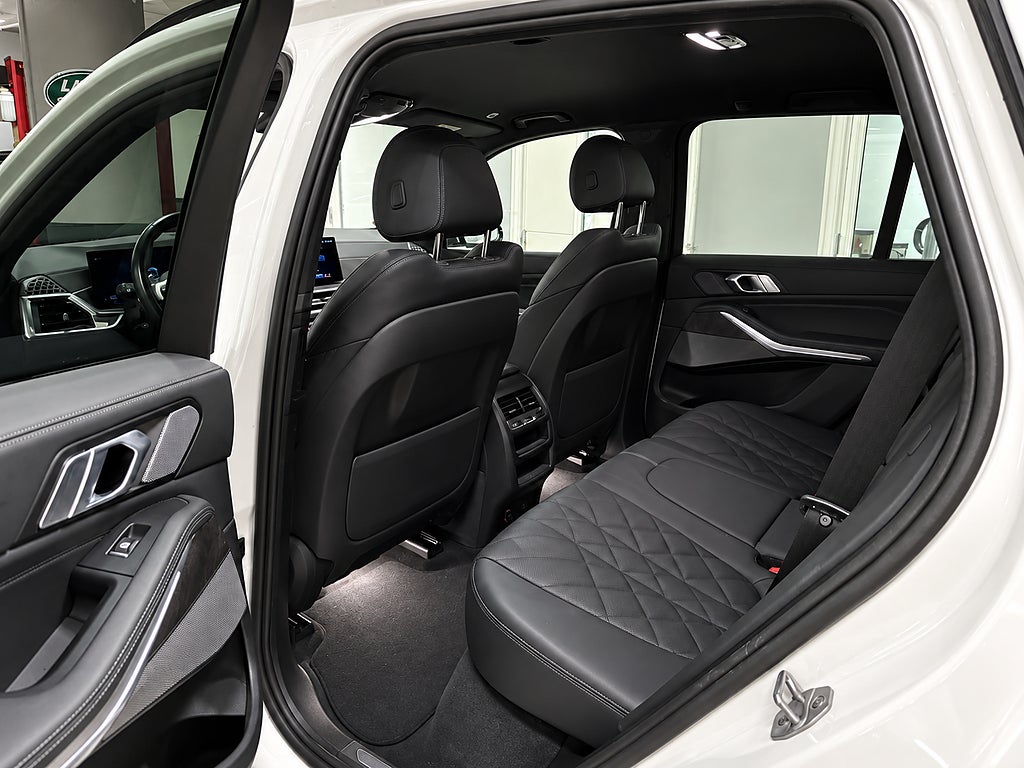 BMW X5 2024 - miniatyr 9