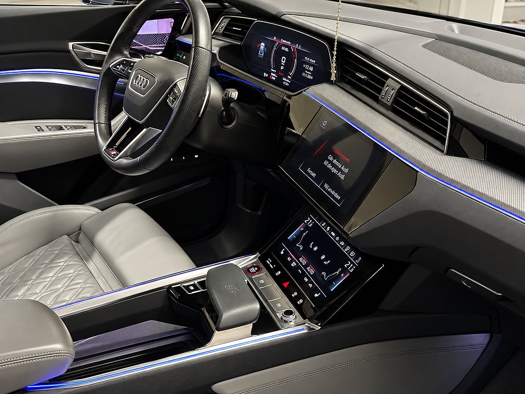 Audi q8-e-tron 2024 - miniatyr 11