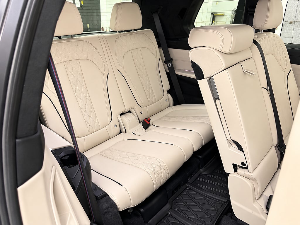 BMW X7 2022 - miniatyr 13