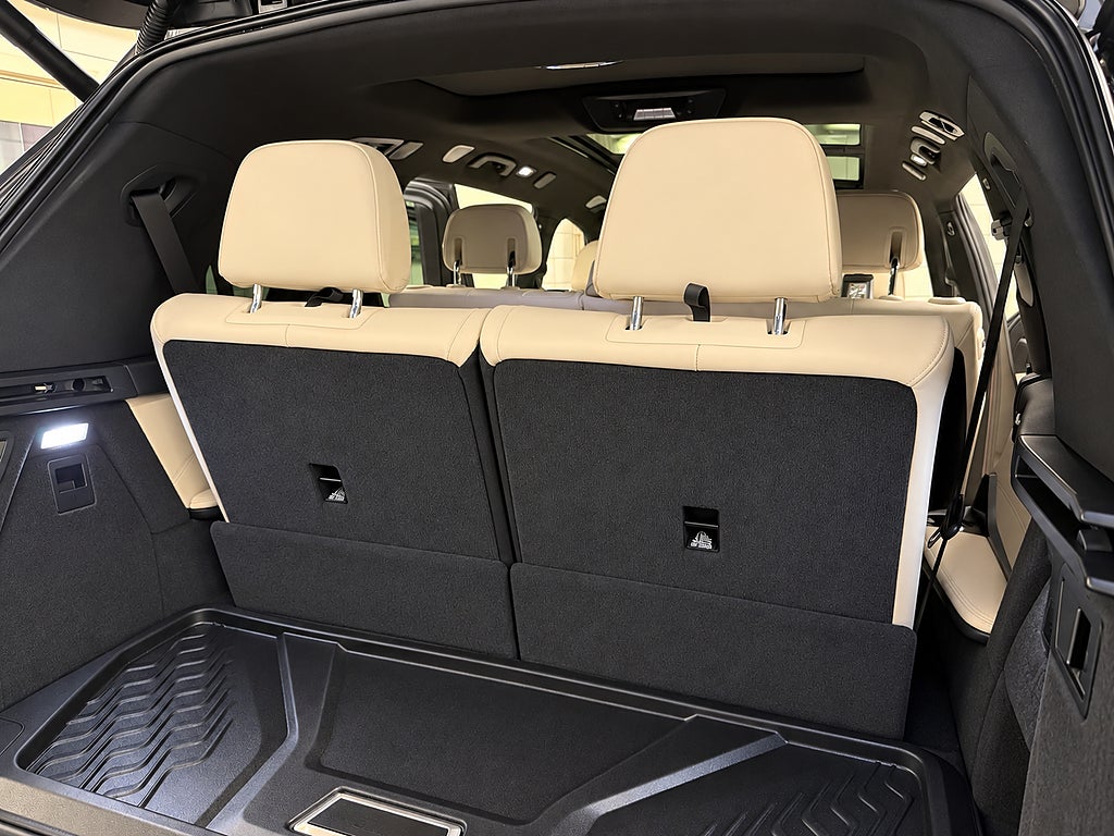 BMW X7 2022 - miniatyr 14