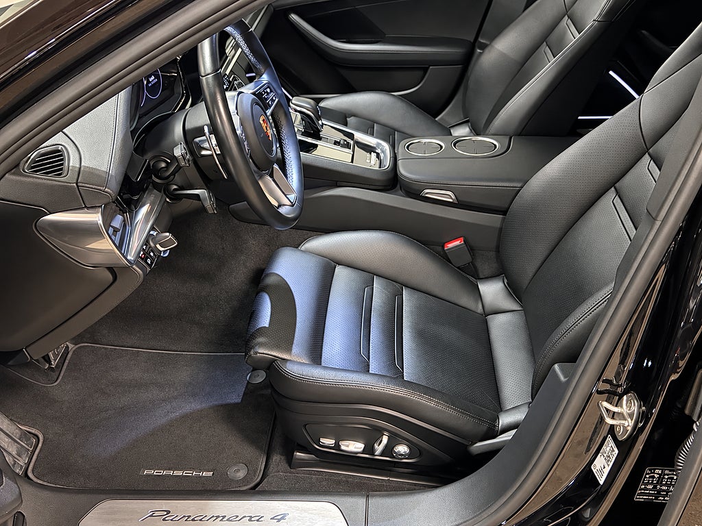 Porsche Panamera 2019 - miniatyr 7