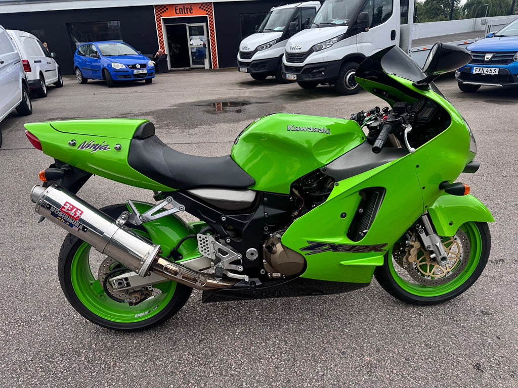 Kawasaki Ninja 2000 - miniatyr 3
